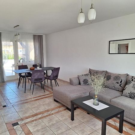 Apartments Place4You Bjelovar Bagian luar foto