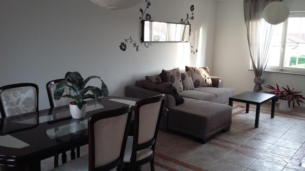 Apartments Place4You Bjelovar Bagian luar foto